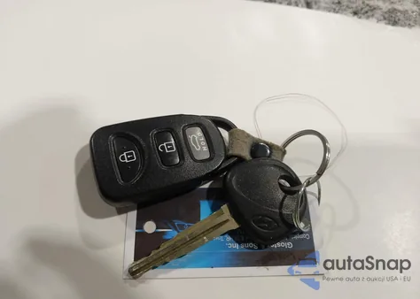 2014 Hyundai Elantra Se z USA, uszkodzony, nr VIN 5NPDH4AE5EH468540